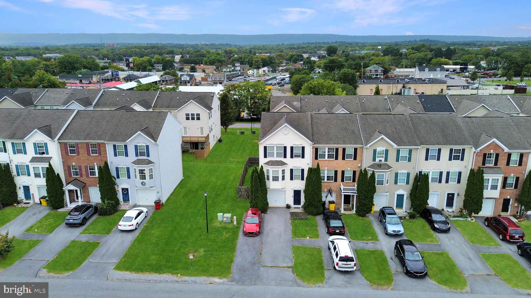 MANOR PARK - Residential