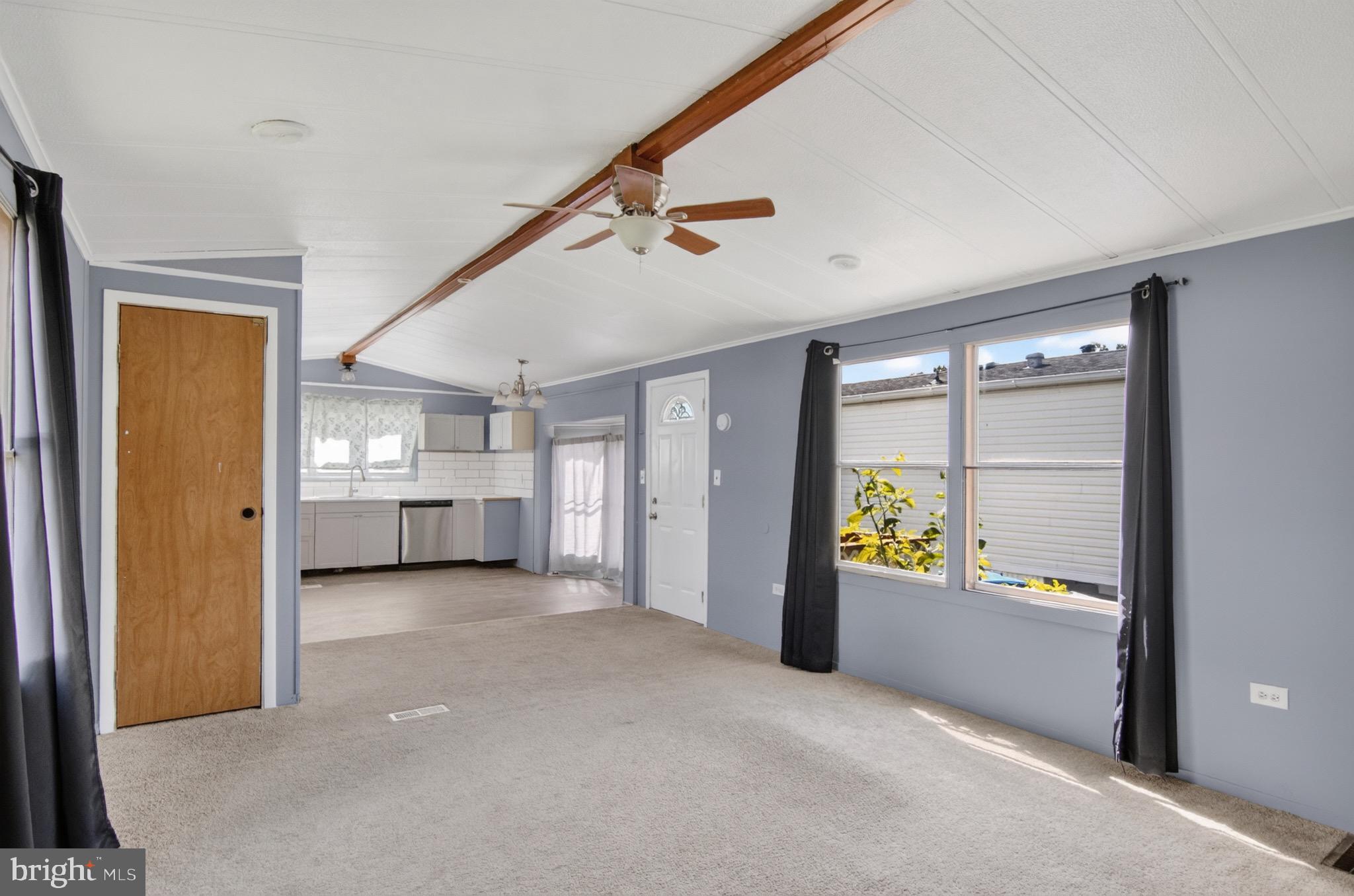 23 MAPLE DR