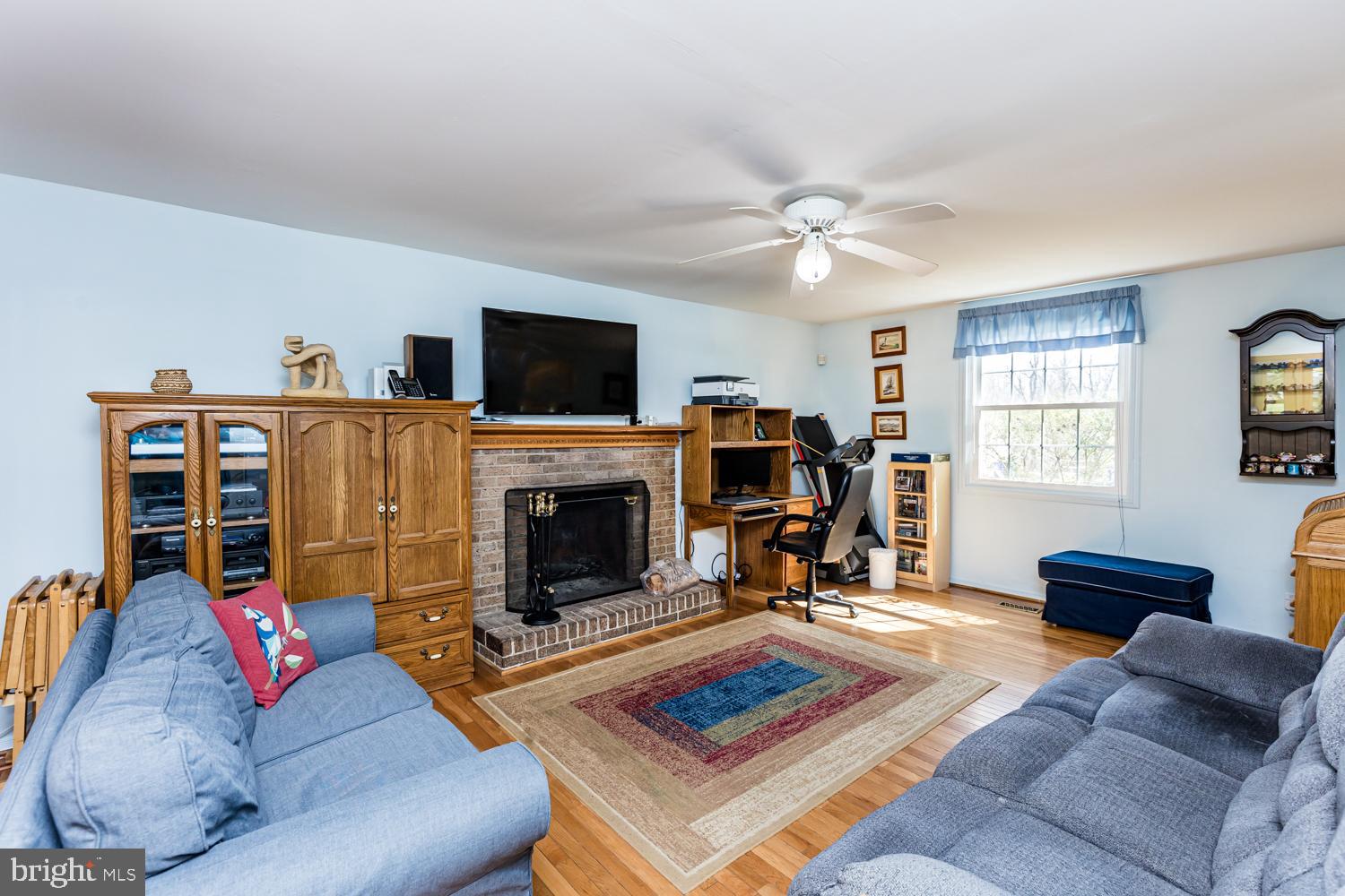 LONG REACH - Residential