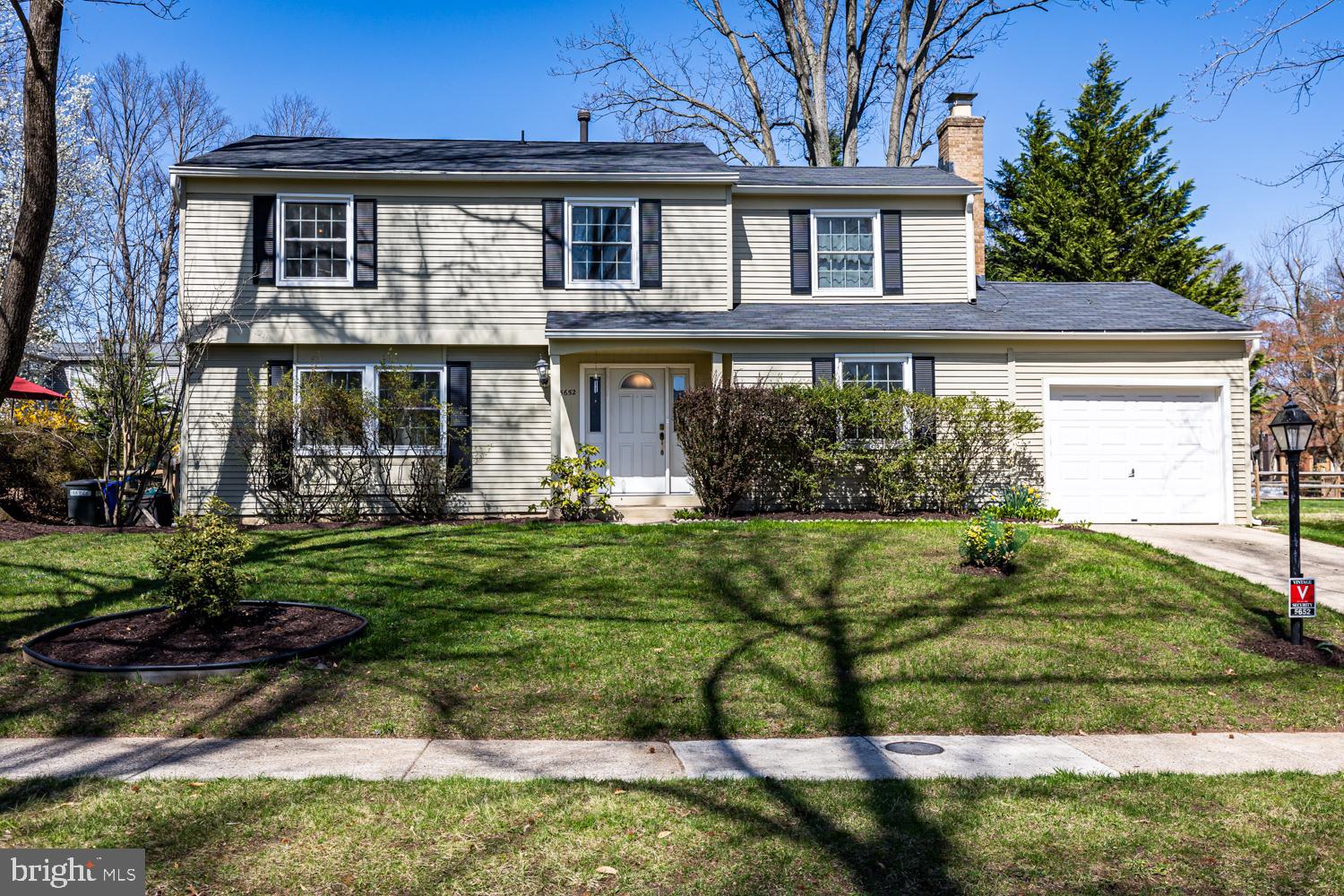 LONG REACH - Residential