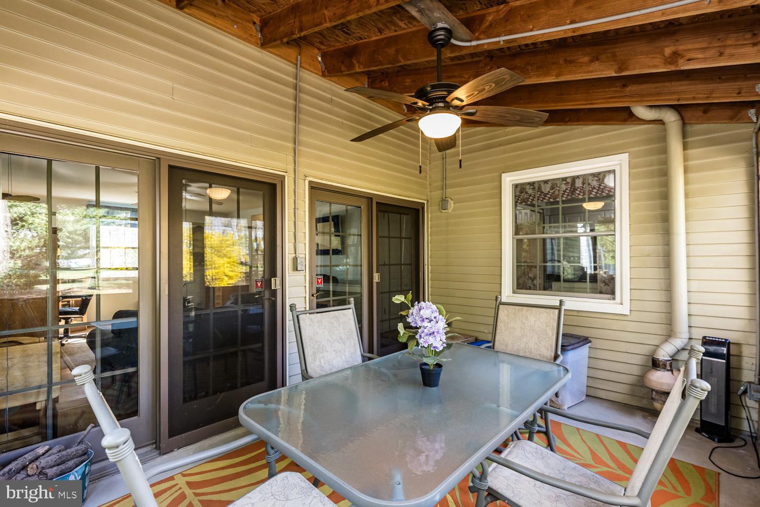 LONG REACH - Residential