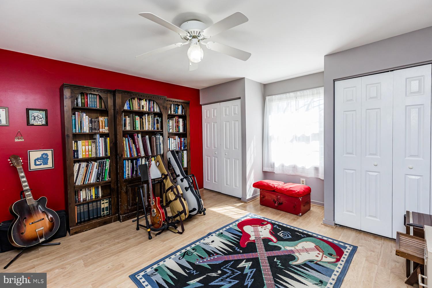 LONG REACH - Residential