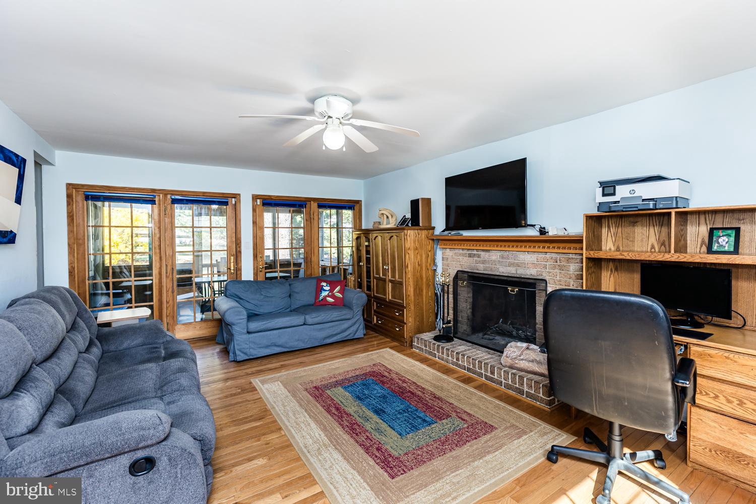 LONG REACH - Residential