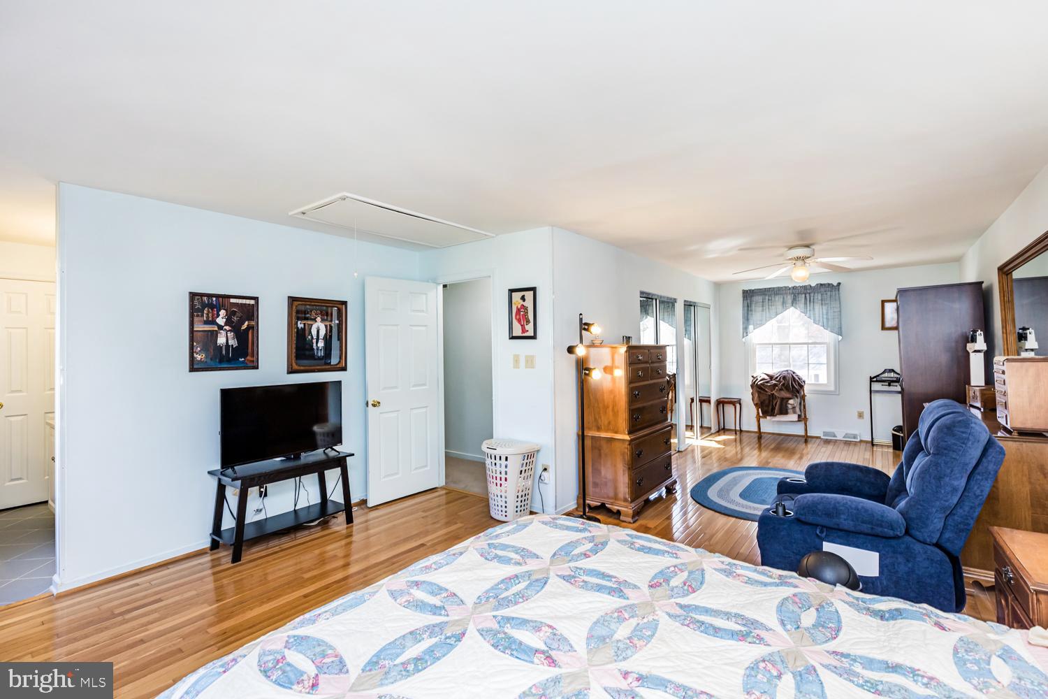 LONG REACH - Residential