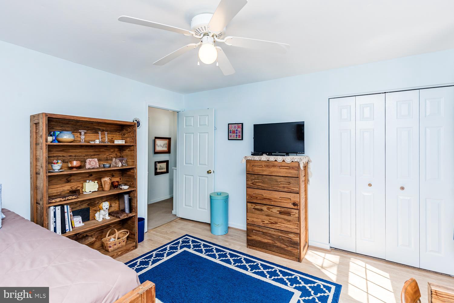 LONG REACH - Residential