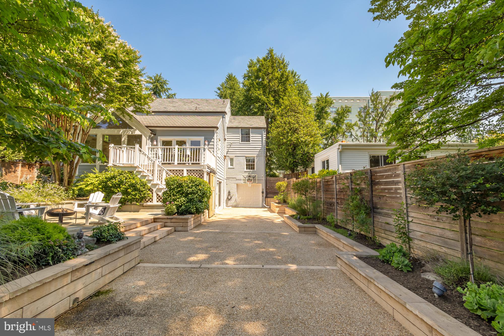 WAKEFIELD - Residential