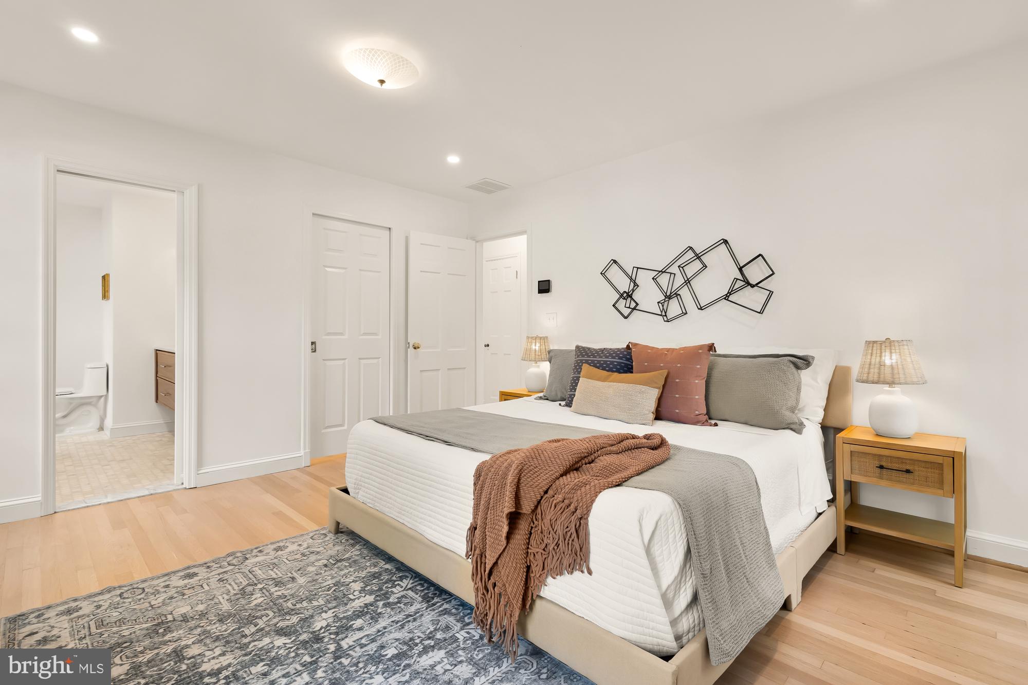 WAKEFIELD - Residential