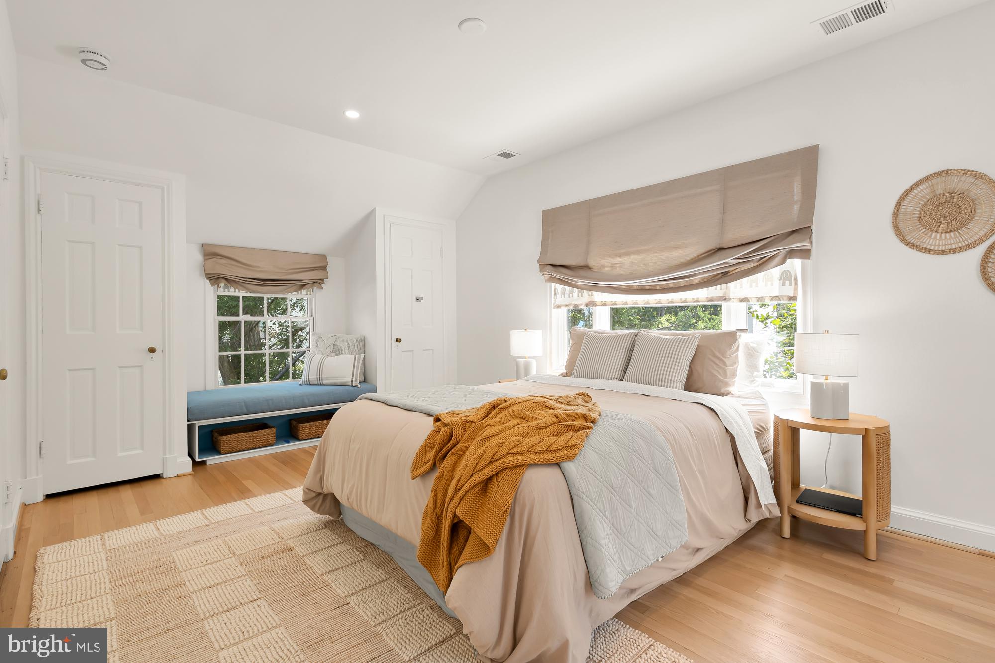 WAKEFIELD - Residential