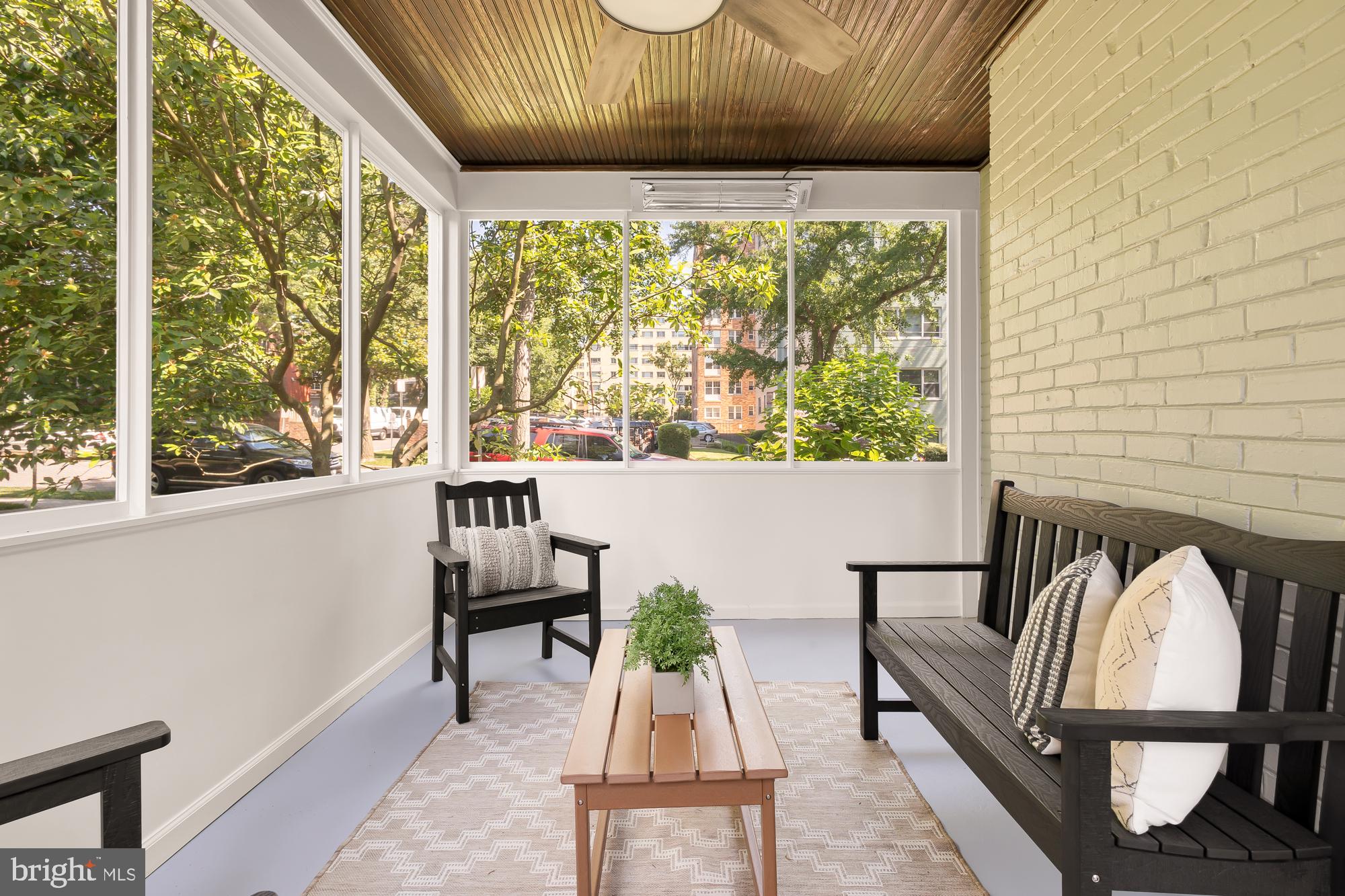 WAKEFIELD - Residential