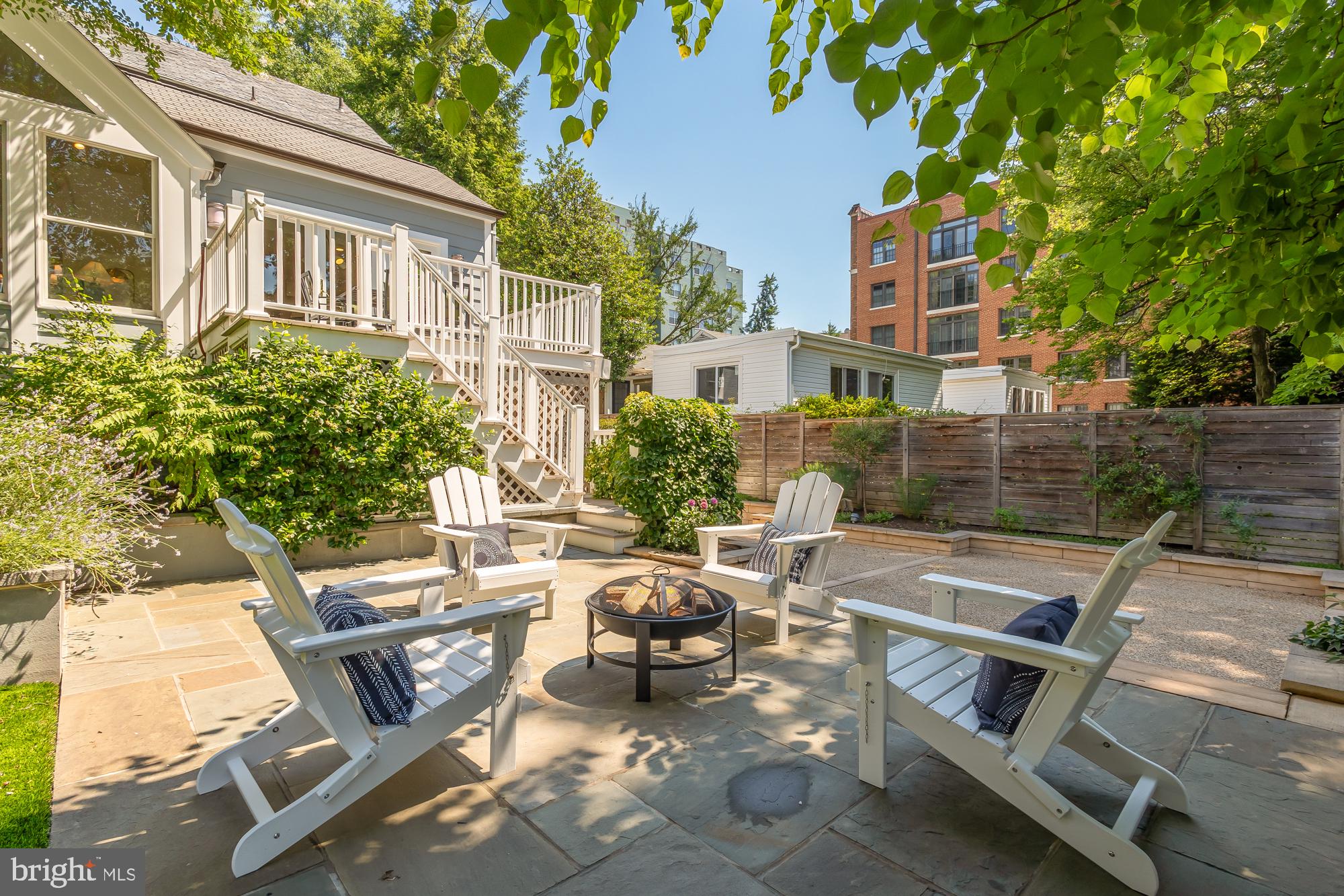 WAKEFIELD - Residential