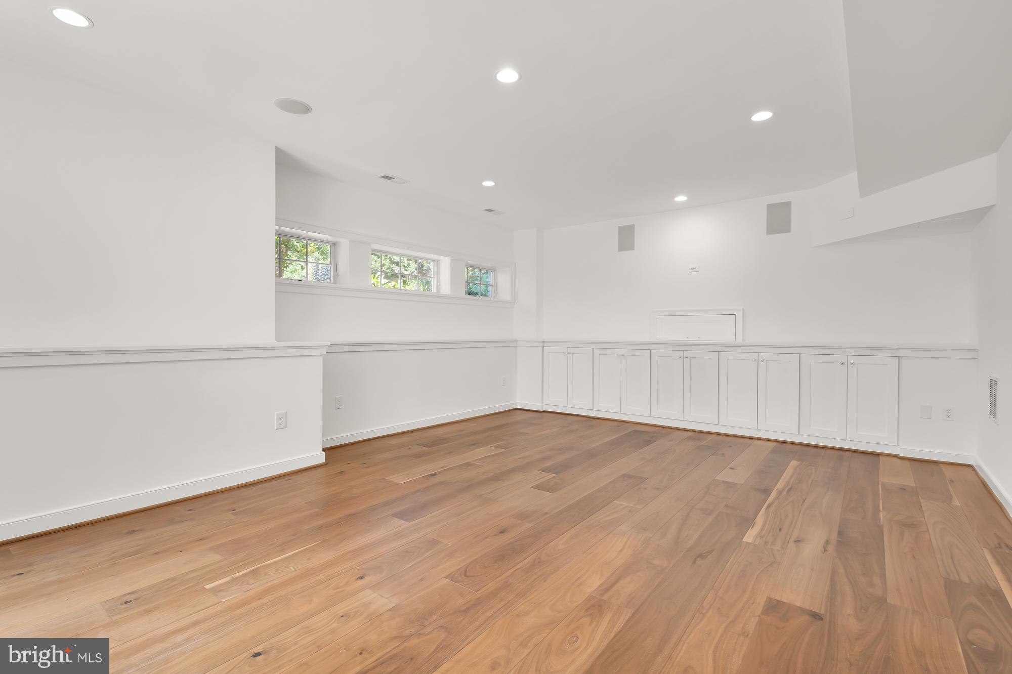 WAKEFIELD - Residential