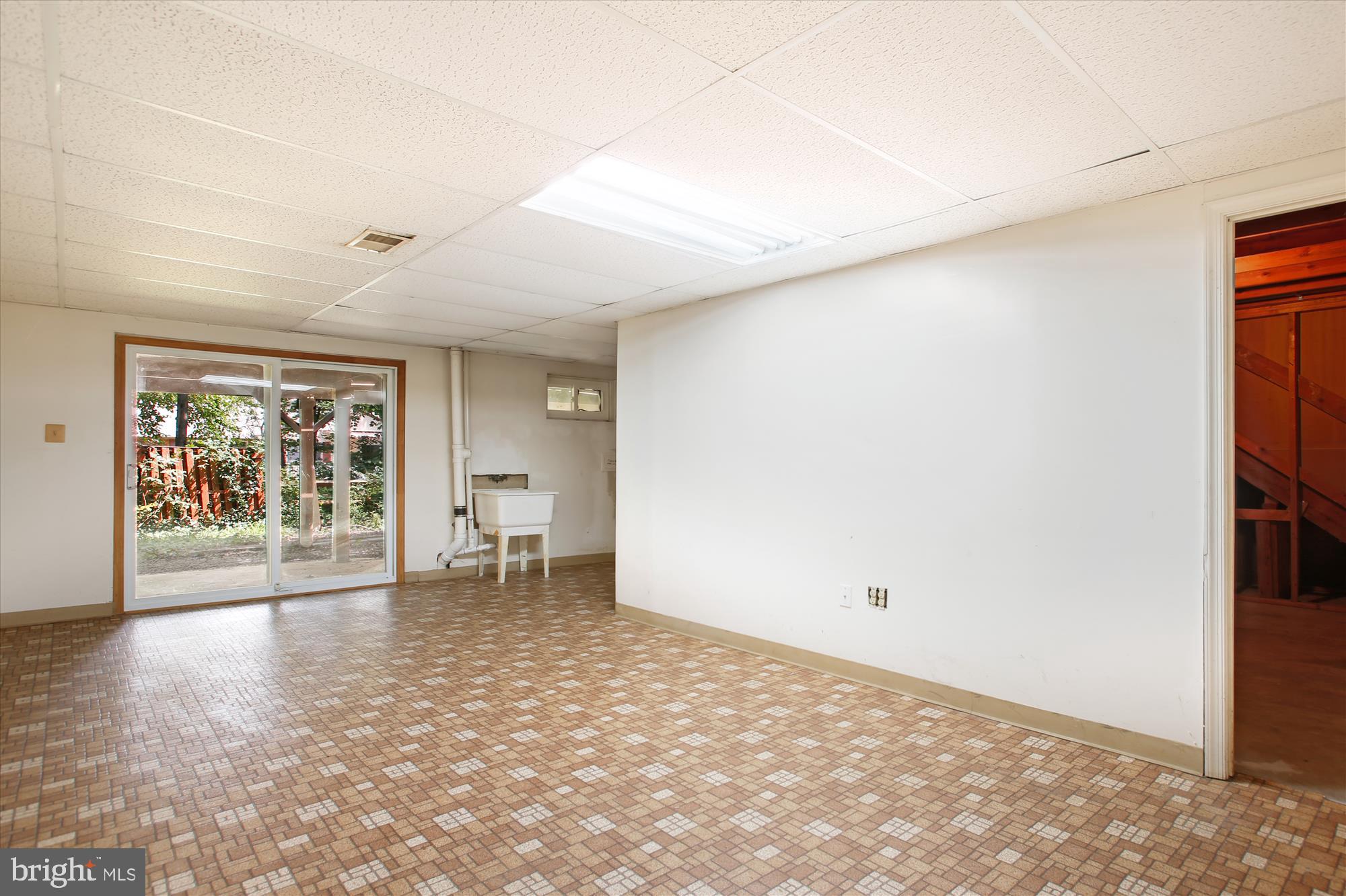 OAKBROOKE AT FORT HUNT - Residential