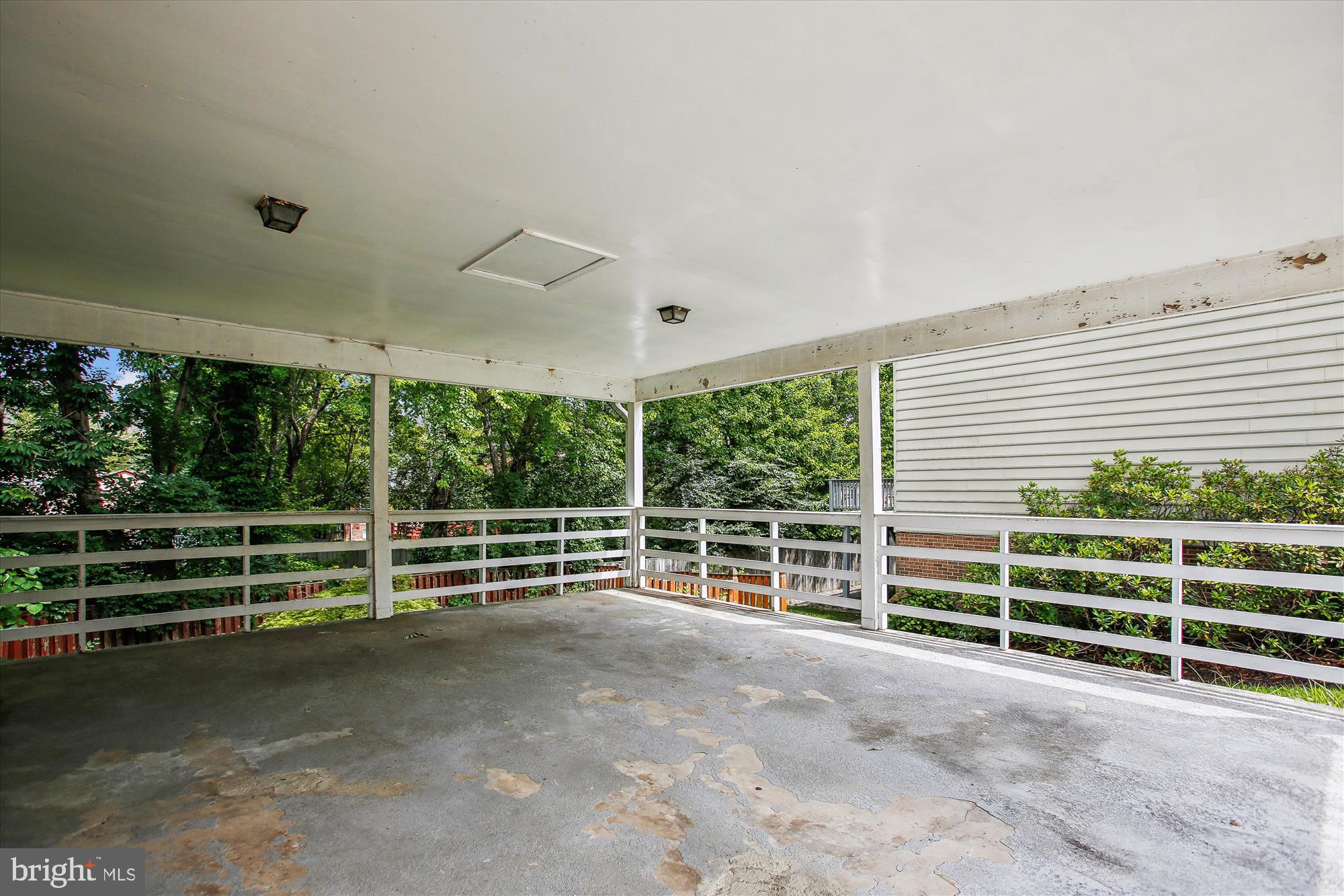 OAKBROOKE AT FORT HUNT - Residential