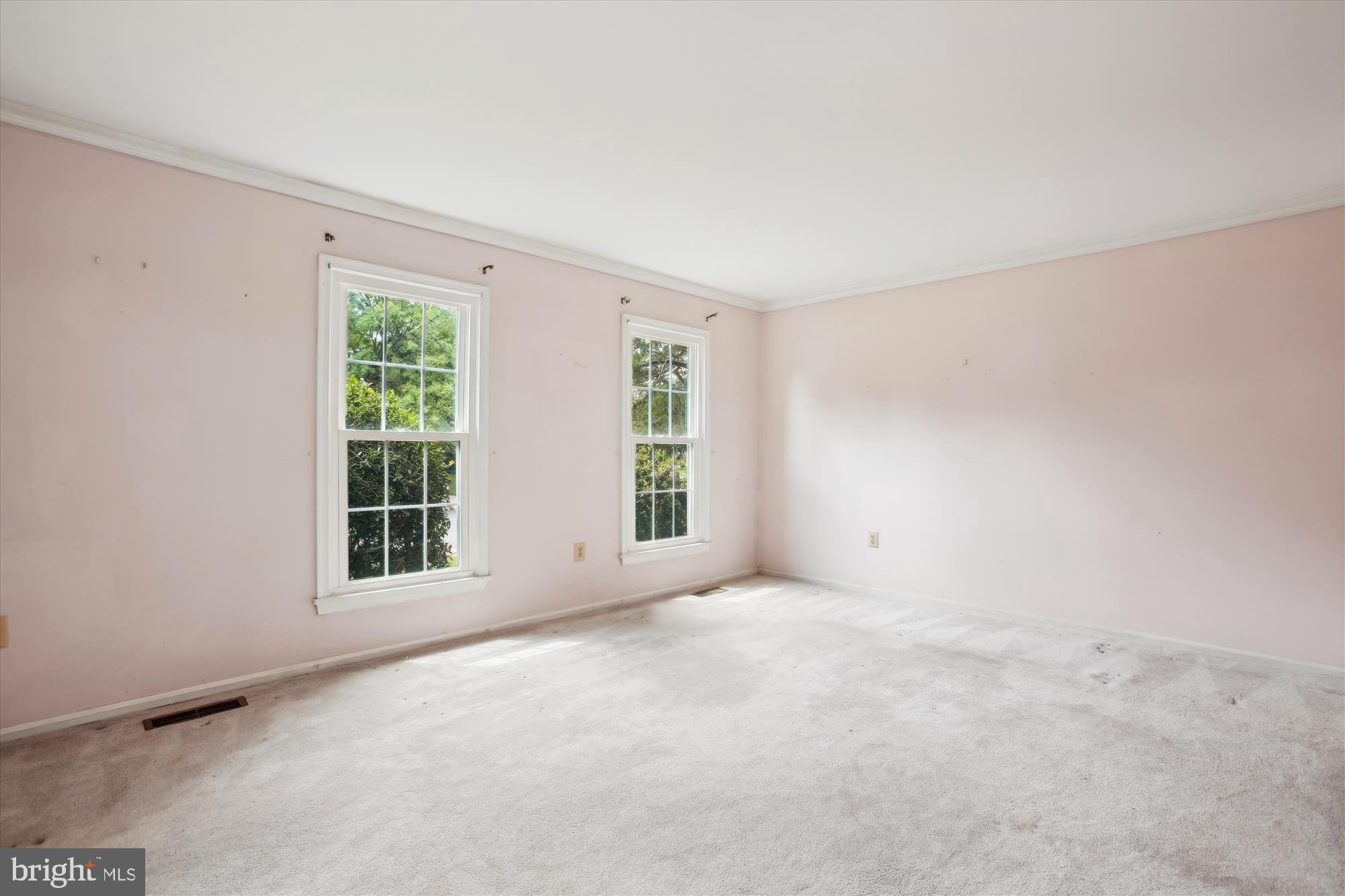 OAKBROOKE AT FORT HUNT - Residential