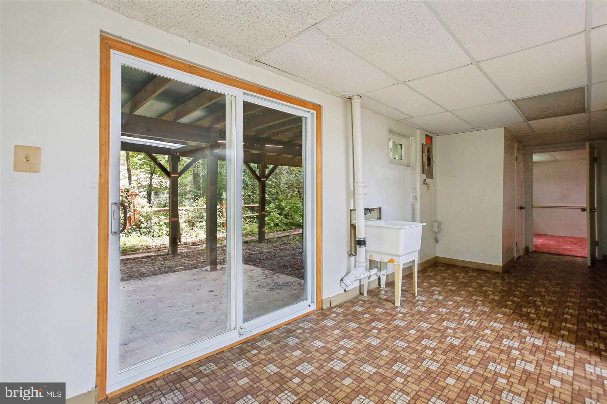 OAKBROOKE AT FORT HUNT - Residential