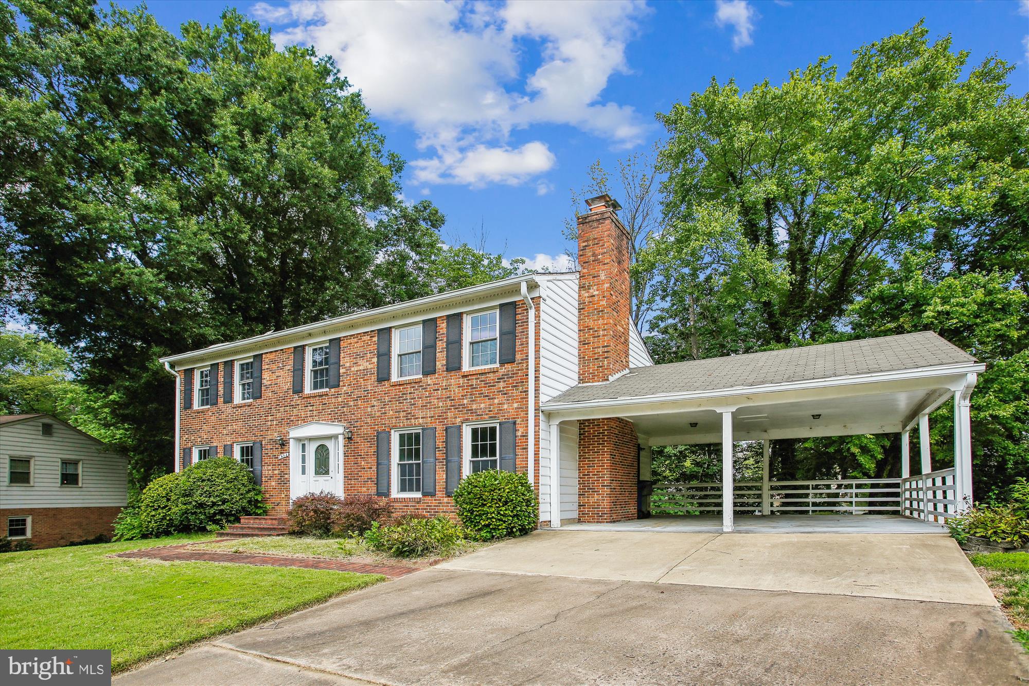 OAKBROOKE AT FORT HUNT - Residential