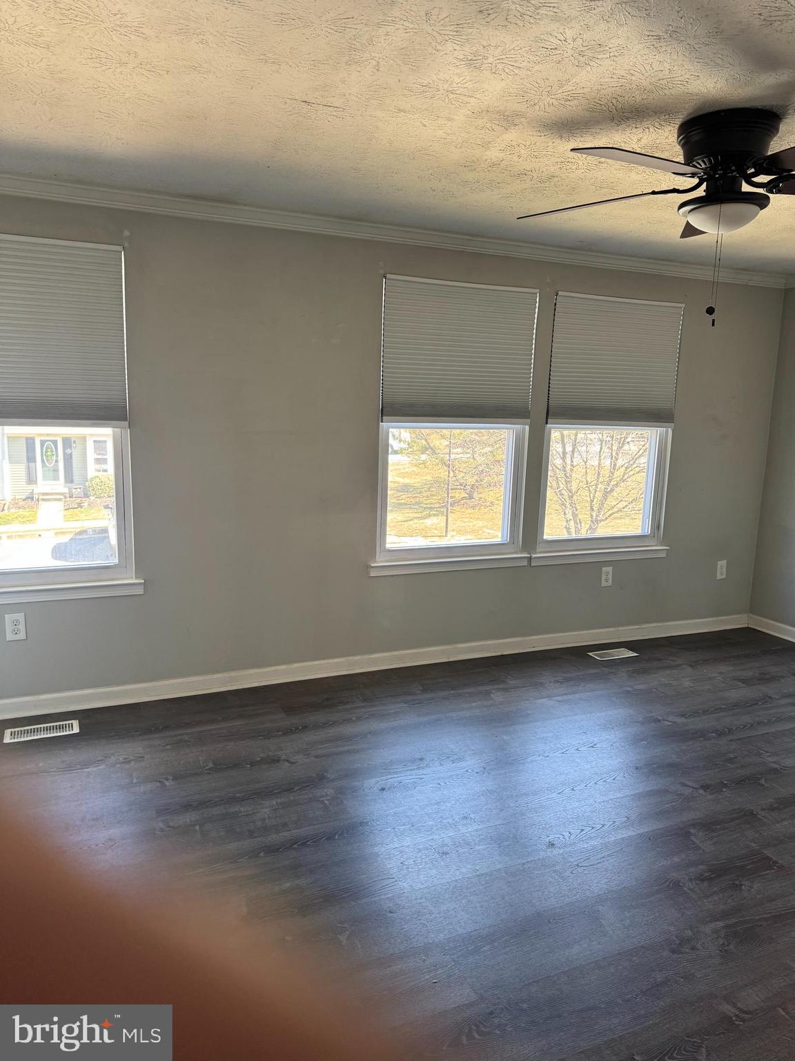 TRAILWOOD - Residential Lease