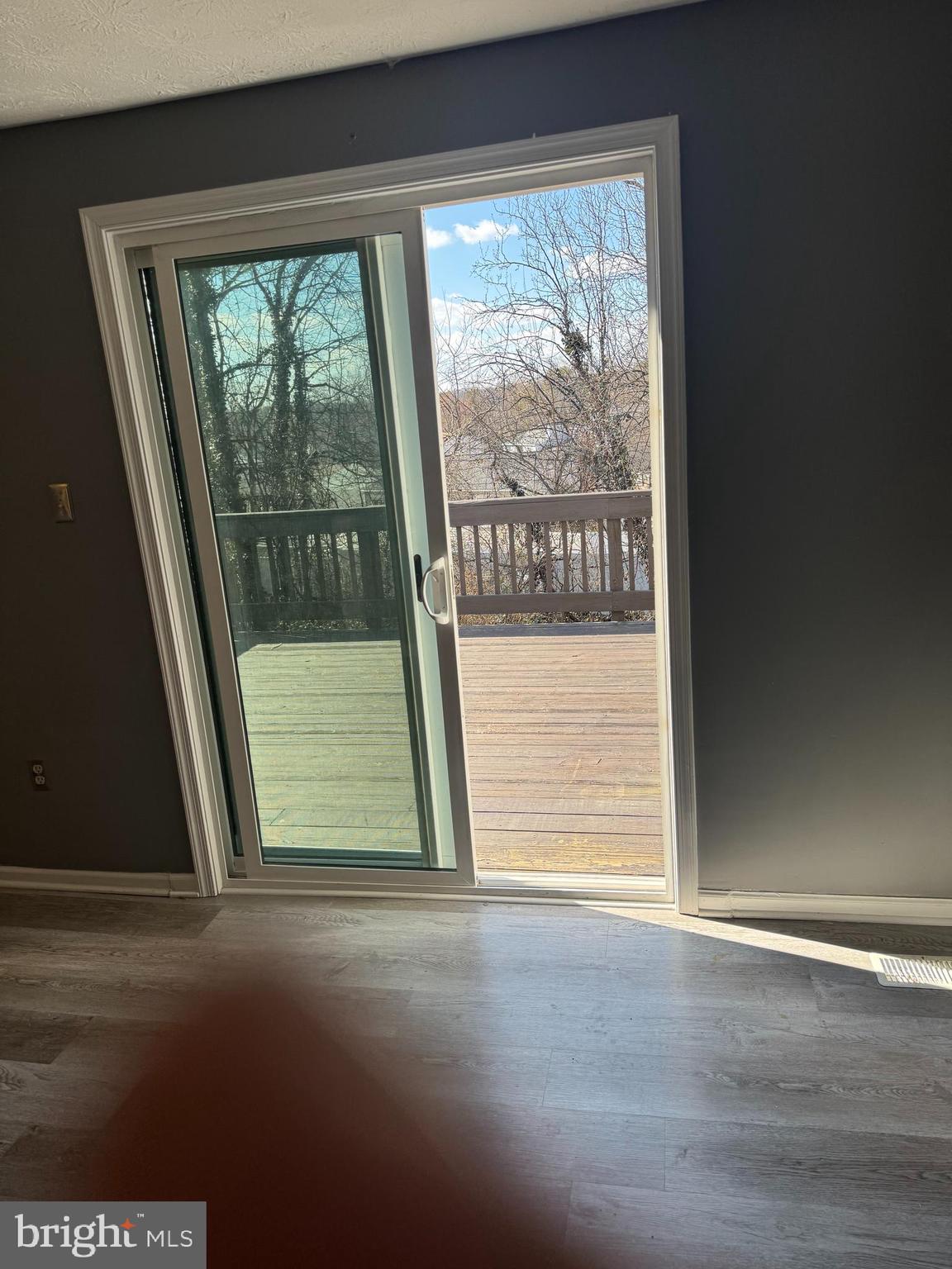 TRAILWOOD - Residential Lease