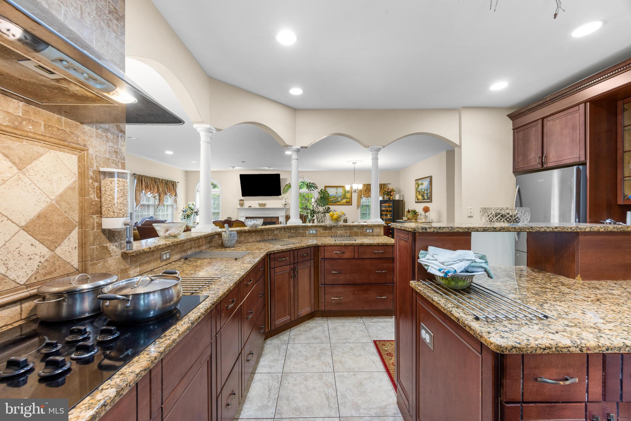 KINGSVILLE - Residential
