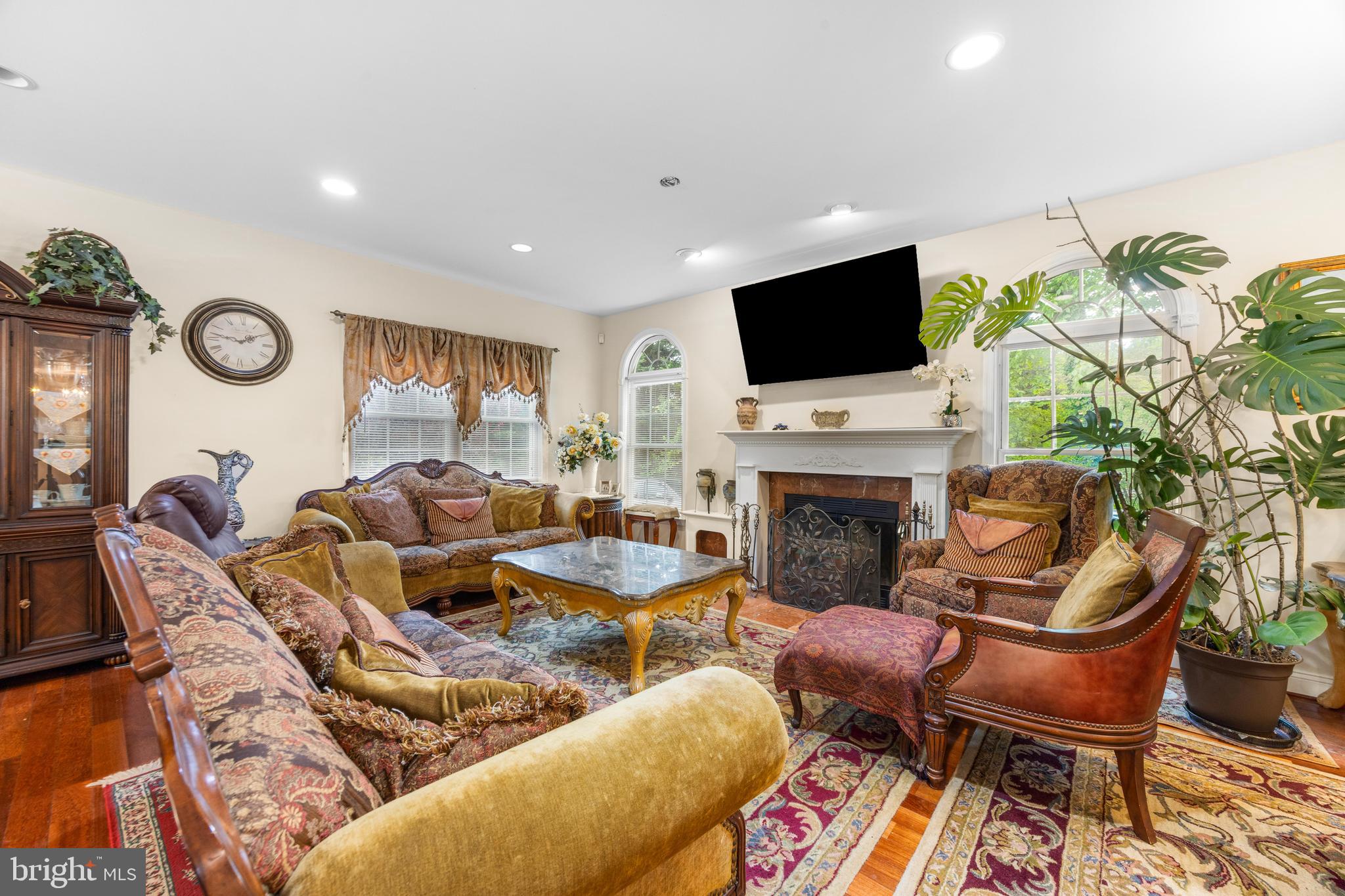 KINGSVILLE - Residential