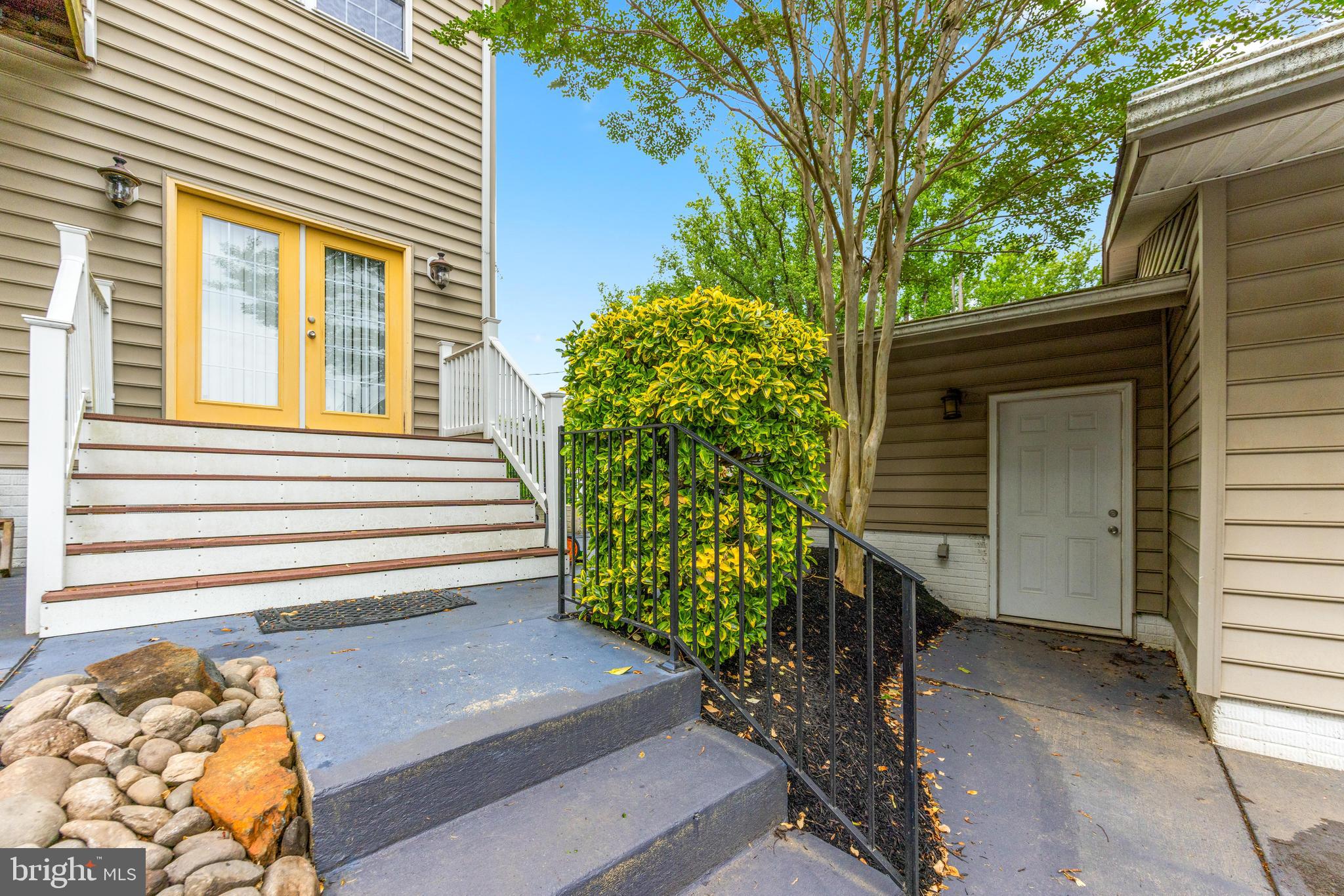 KINGSVILLE - Residential