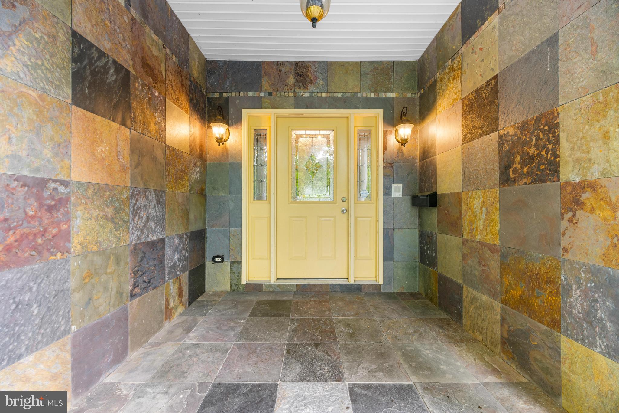 KINGSVILLE - Residential