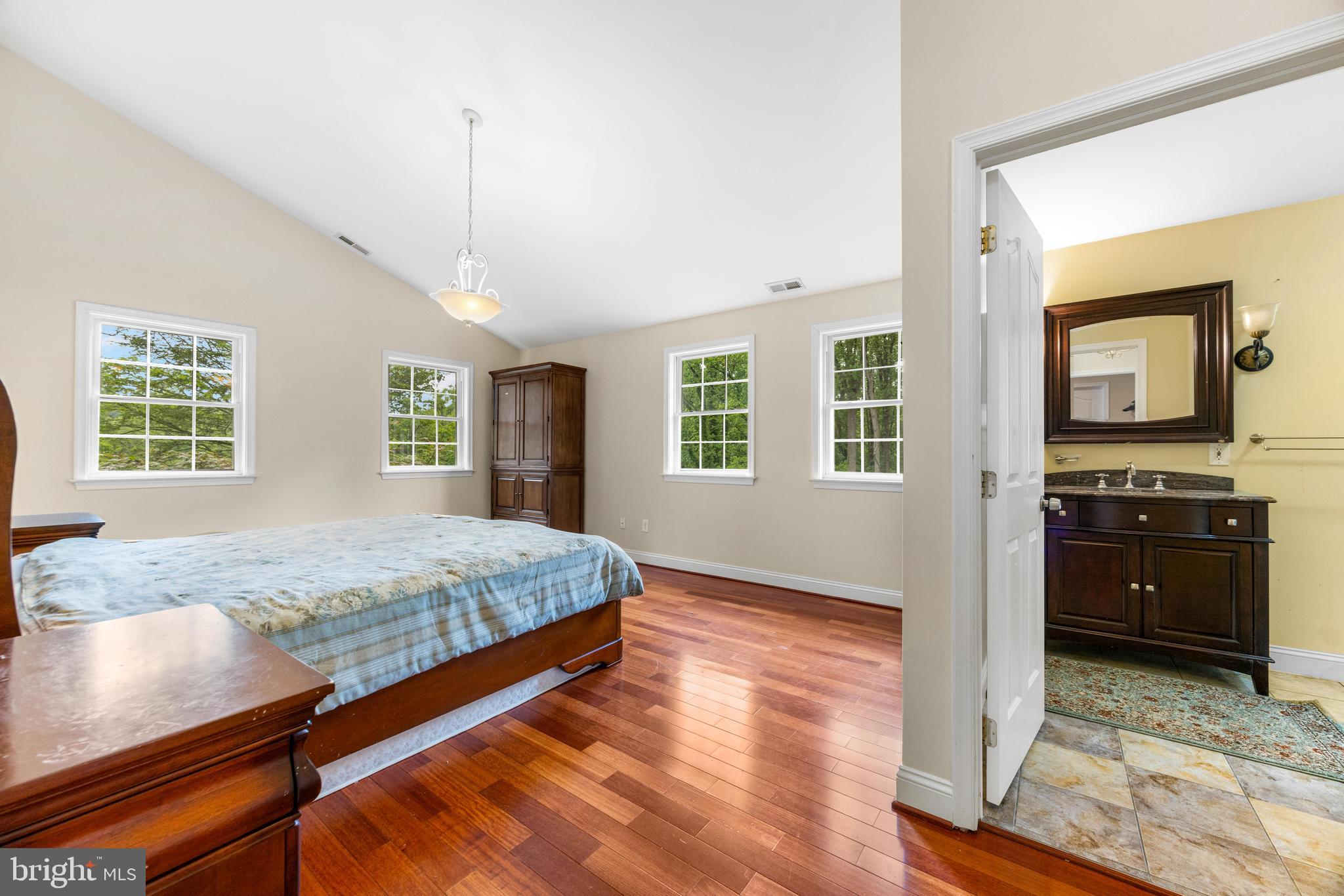 KINGSVILLE - Residential