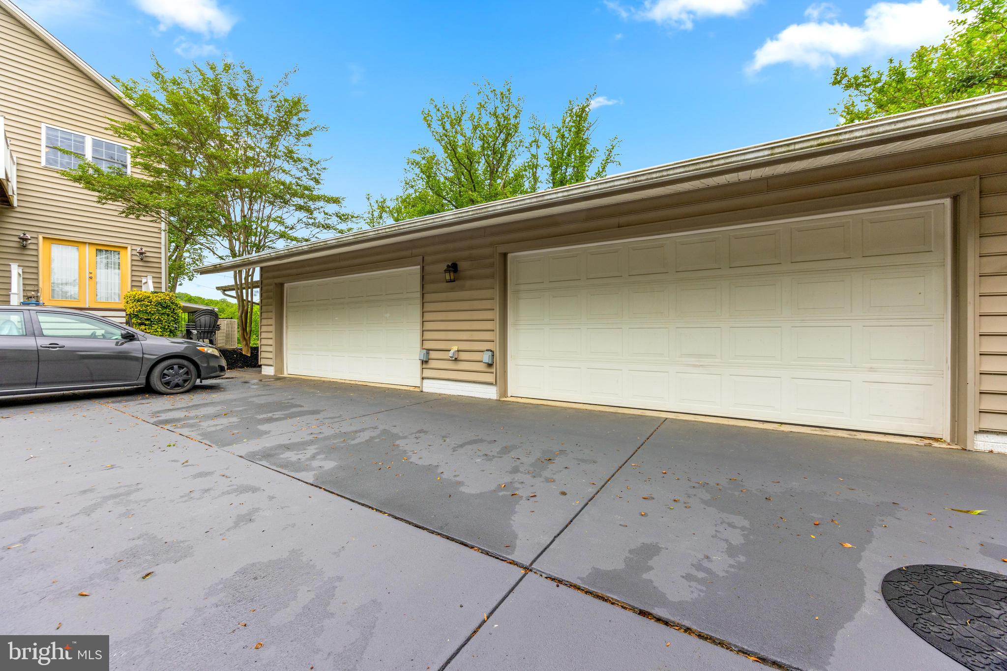 KINGSVILLE - Residential