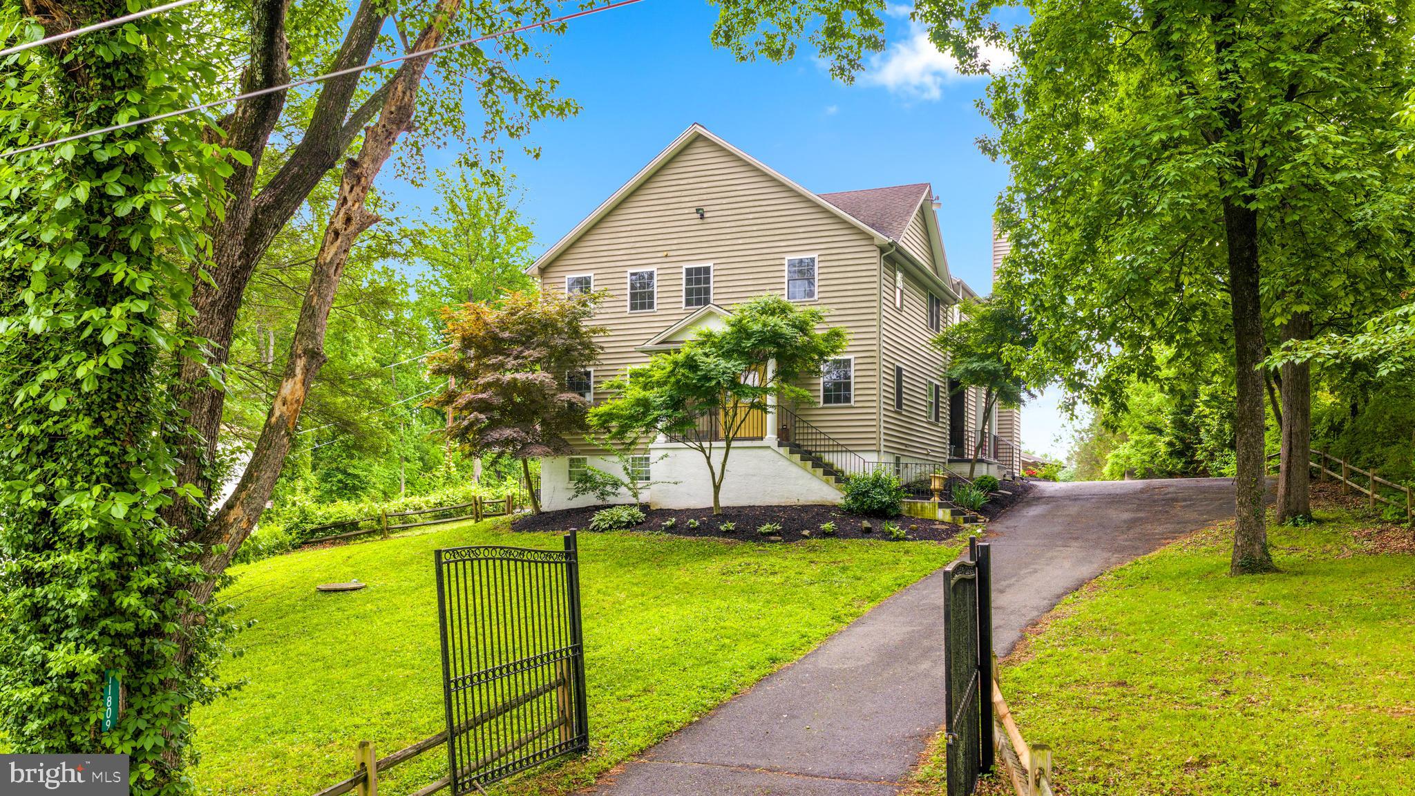 KINGSVILLE - Residential