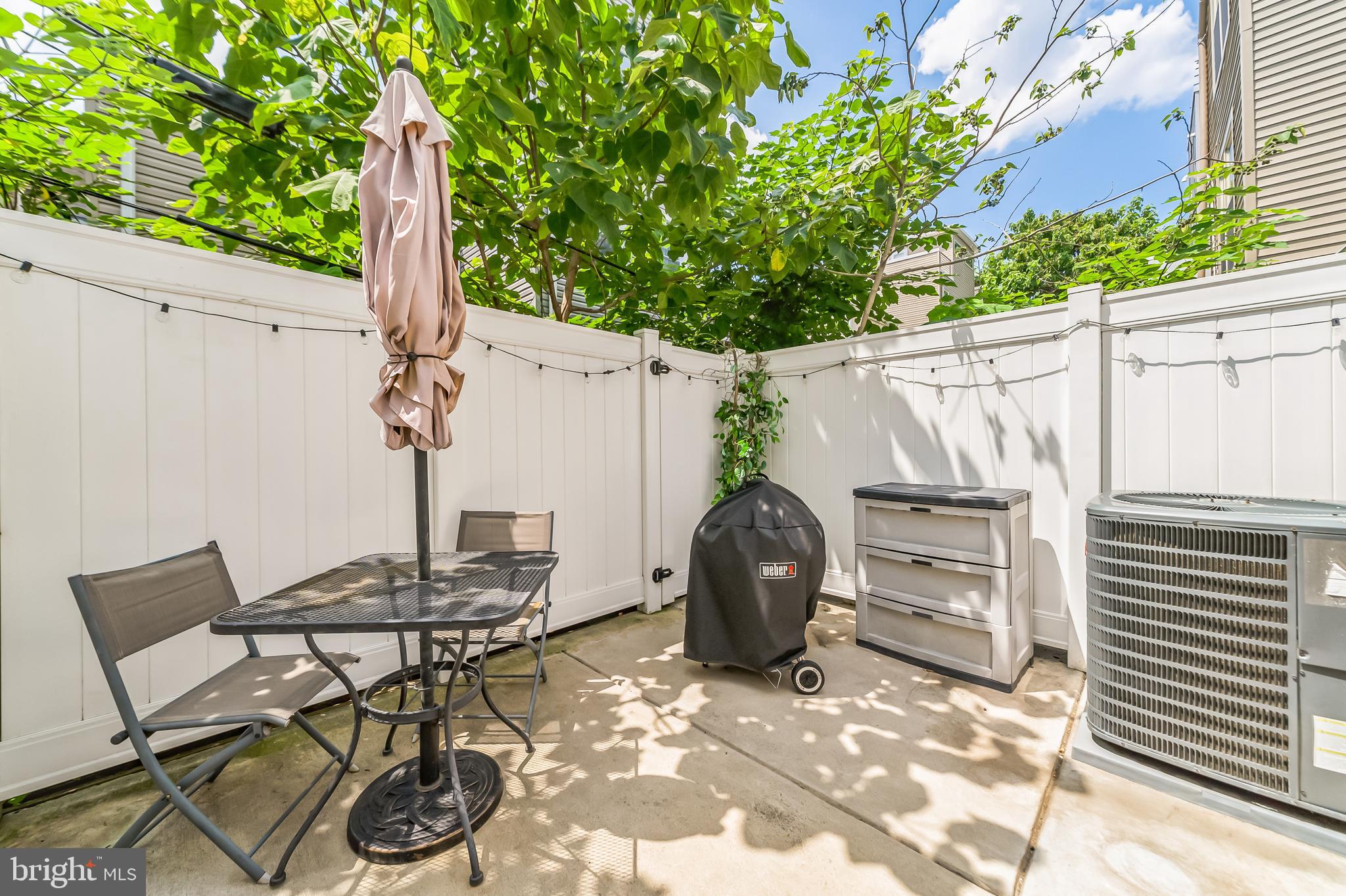 POINT BREEZE - Residential Lease