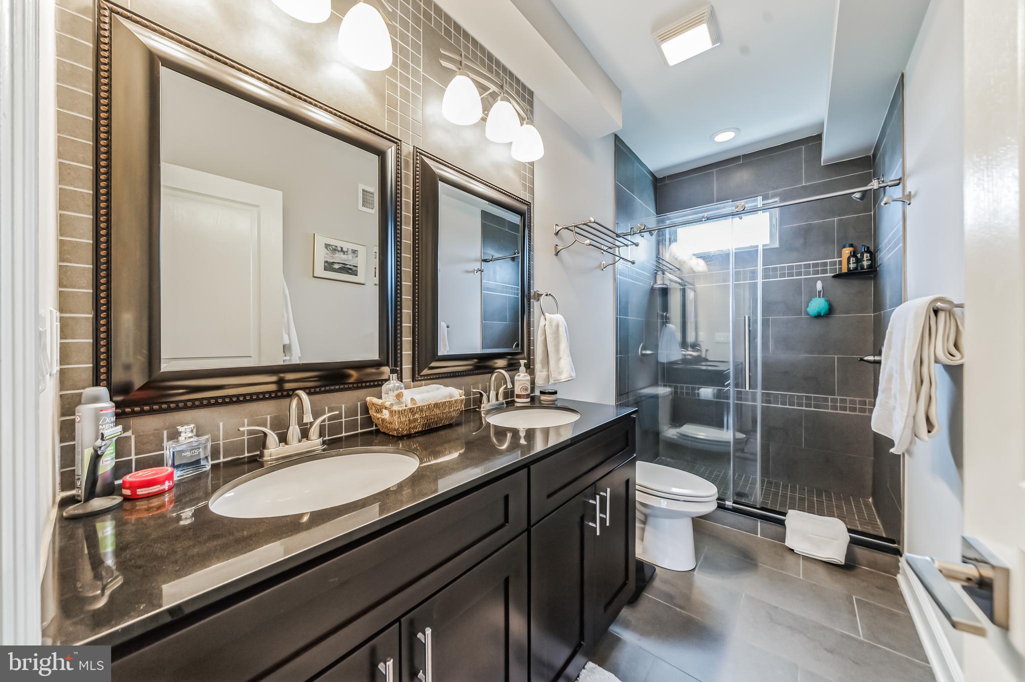 POINT BREEZE - Residential Lease