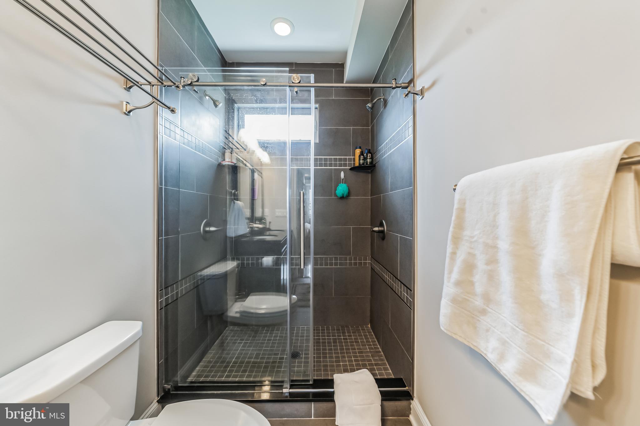 POINT BREEZE - Residential Lease