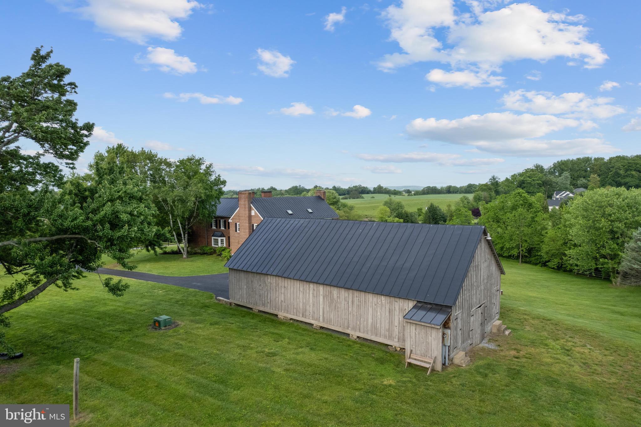 WRIGHT FARM - Residential