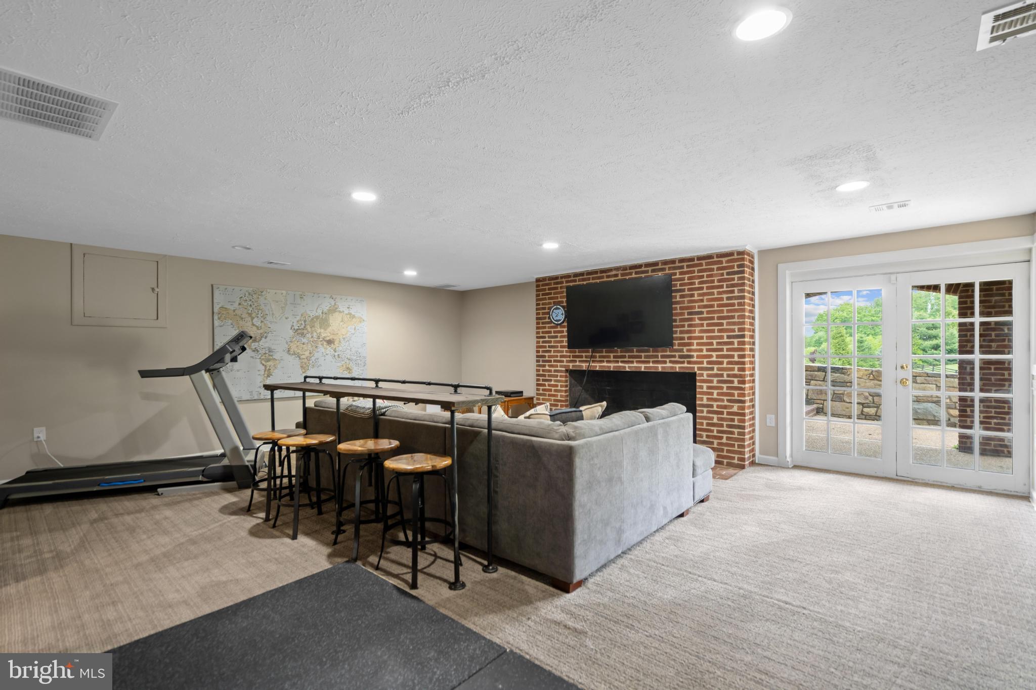 WRIGHT FARM - Residential