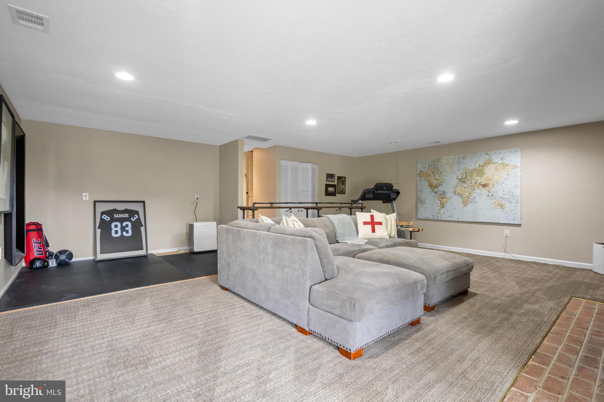 WRIGHT FARM - Residential