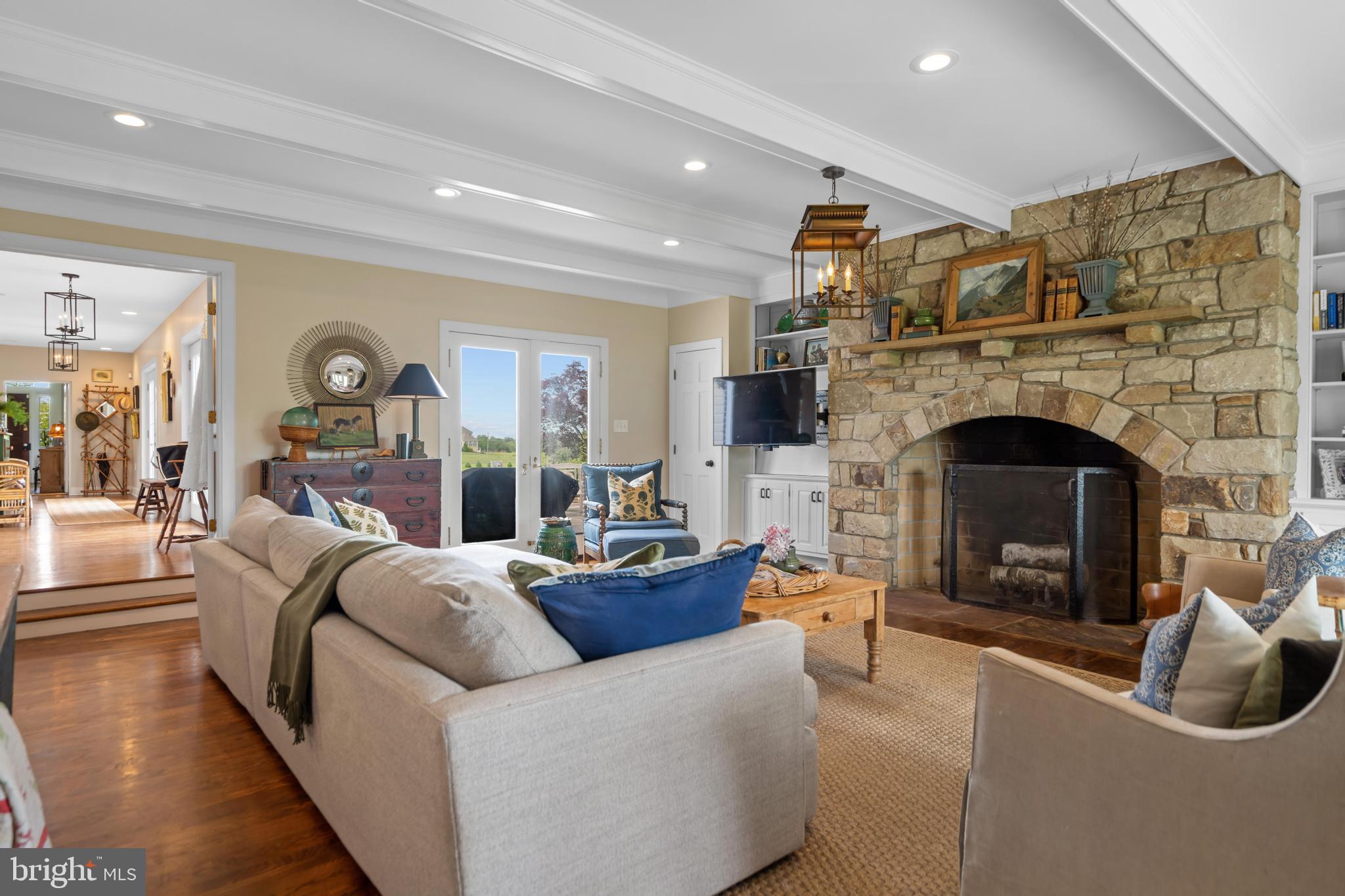 WRIGHT FARM - Residential