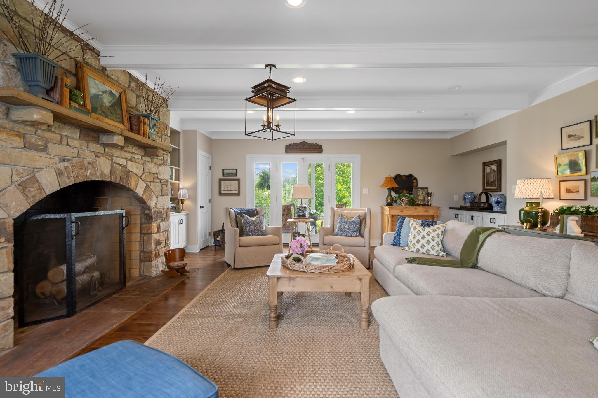 WRIGHT FARM - Residential