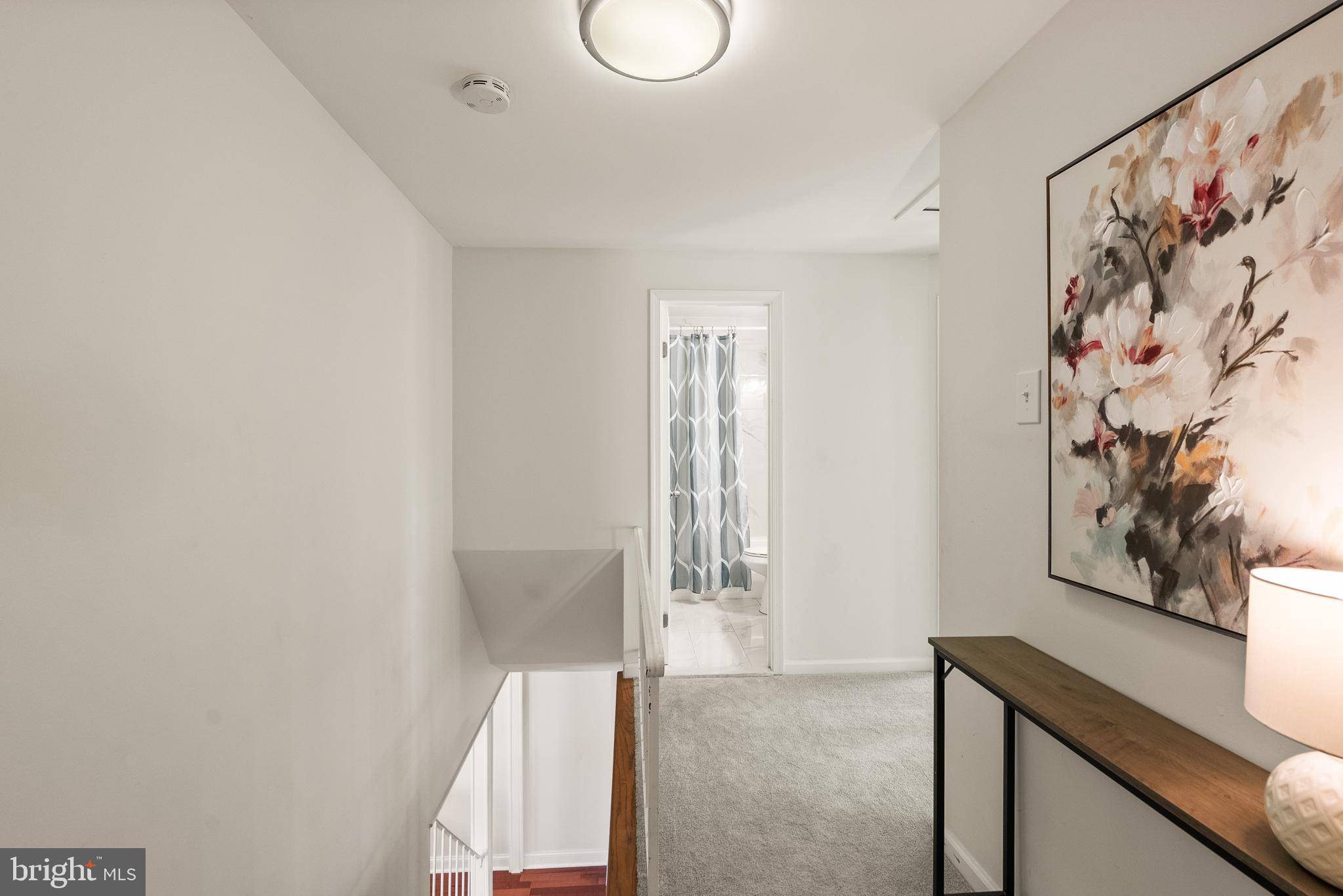 PINEWOOD LAKE - Residential