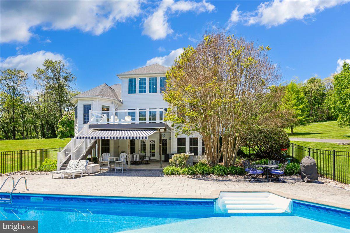 CATTAIL POND - Residential