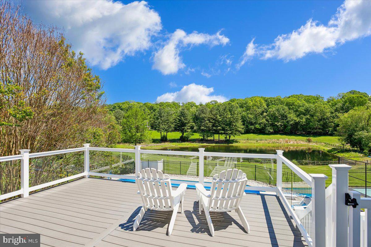 CATTAIL POND - Residential