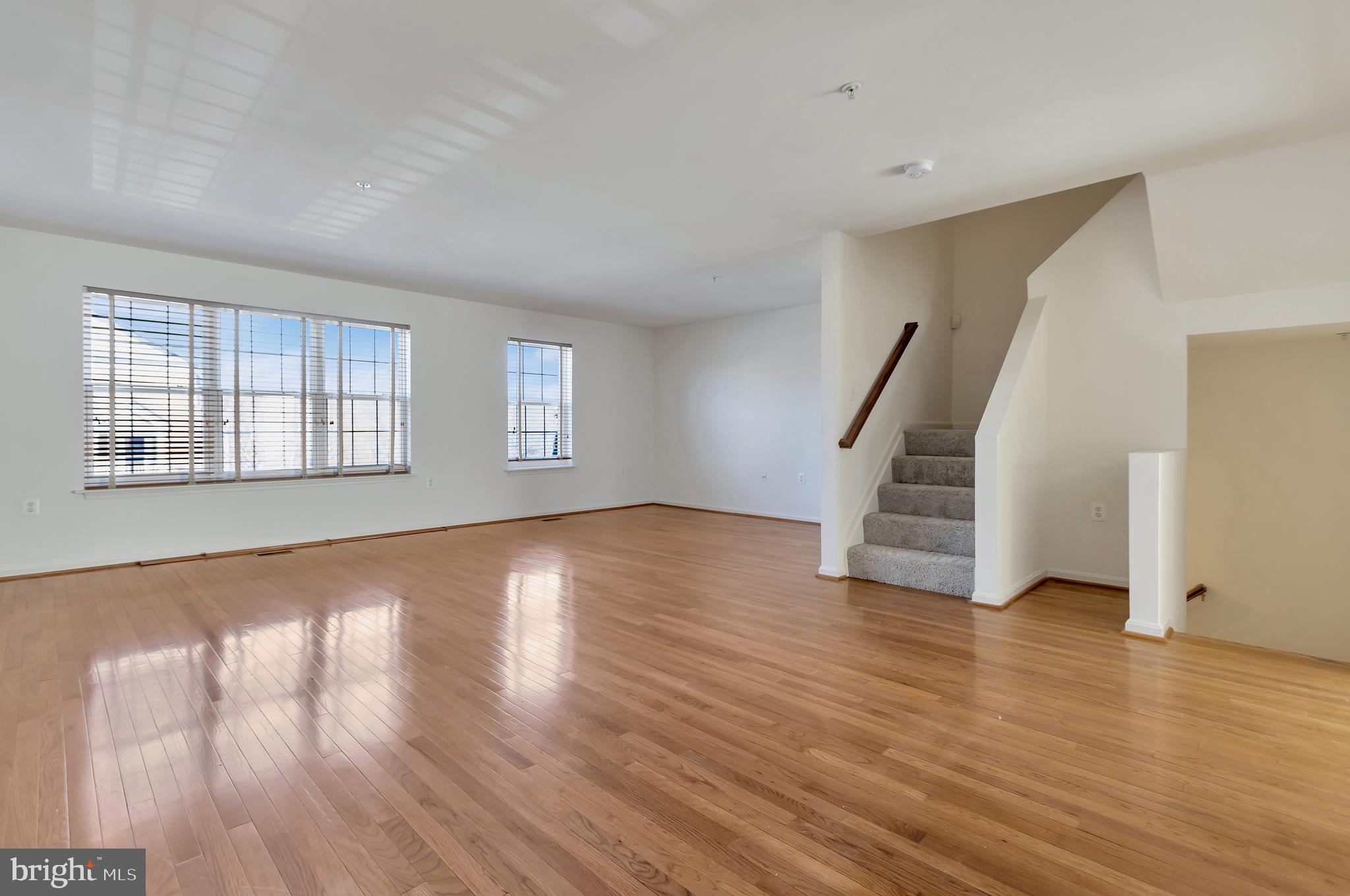 LYONS GATE - Residential