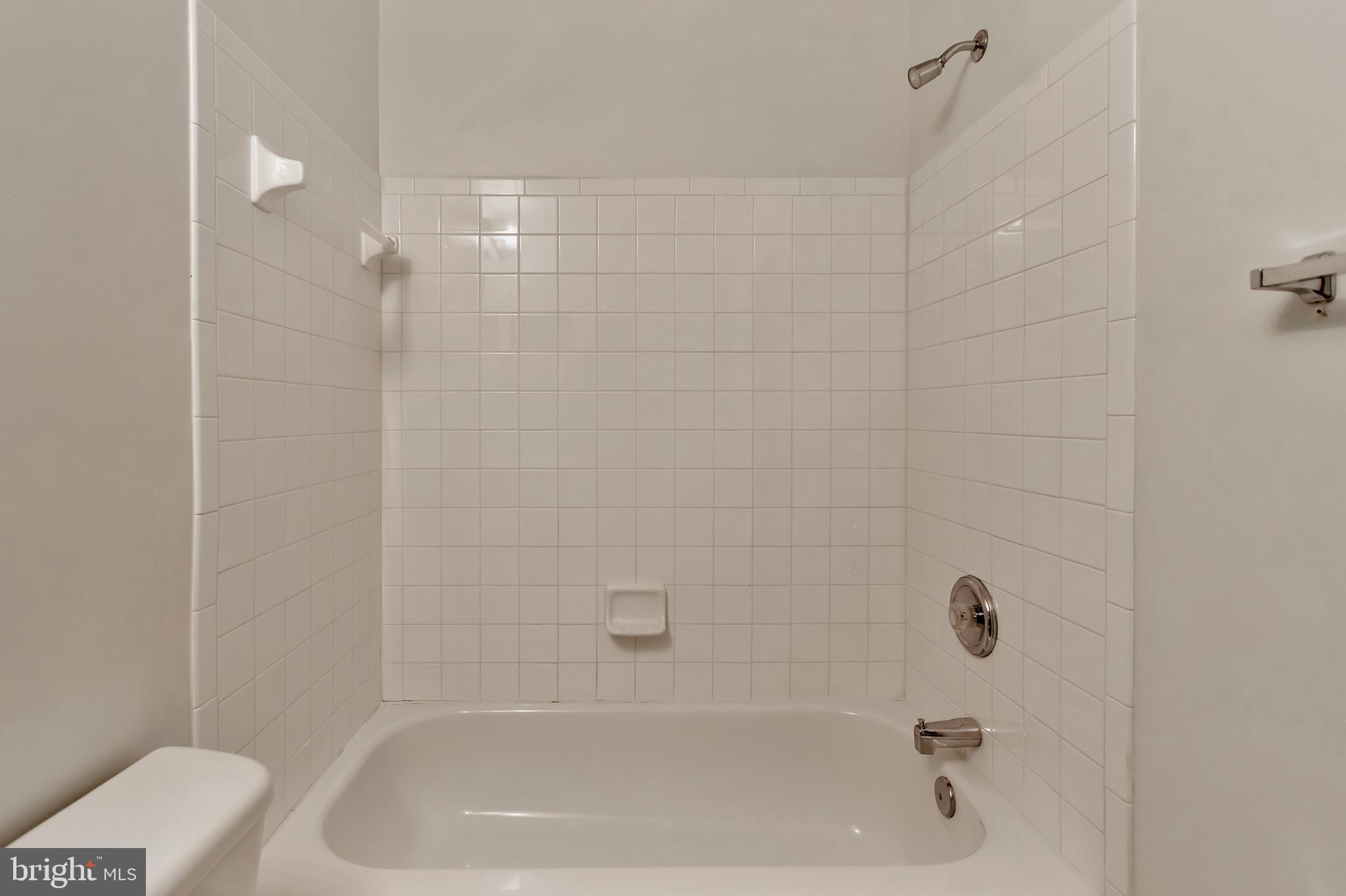 LYONS GATE - Residential