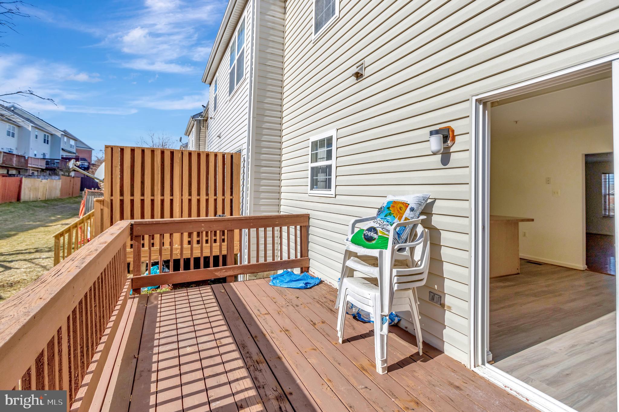 LYONS GATE - Residential