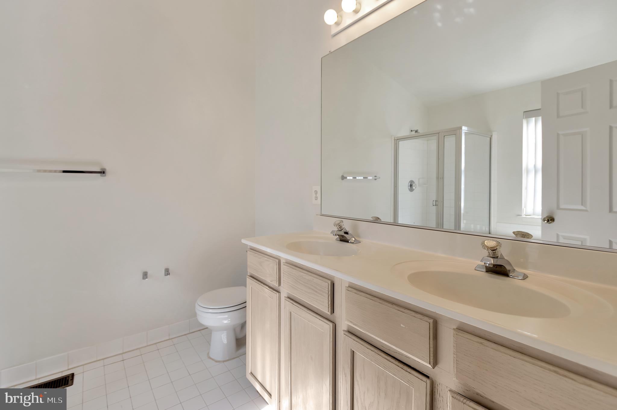 LYONS GATE - Residential