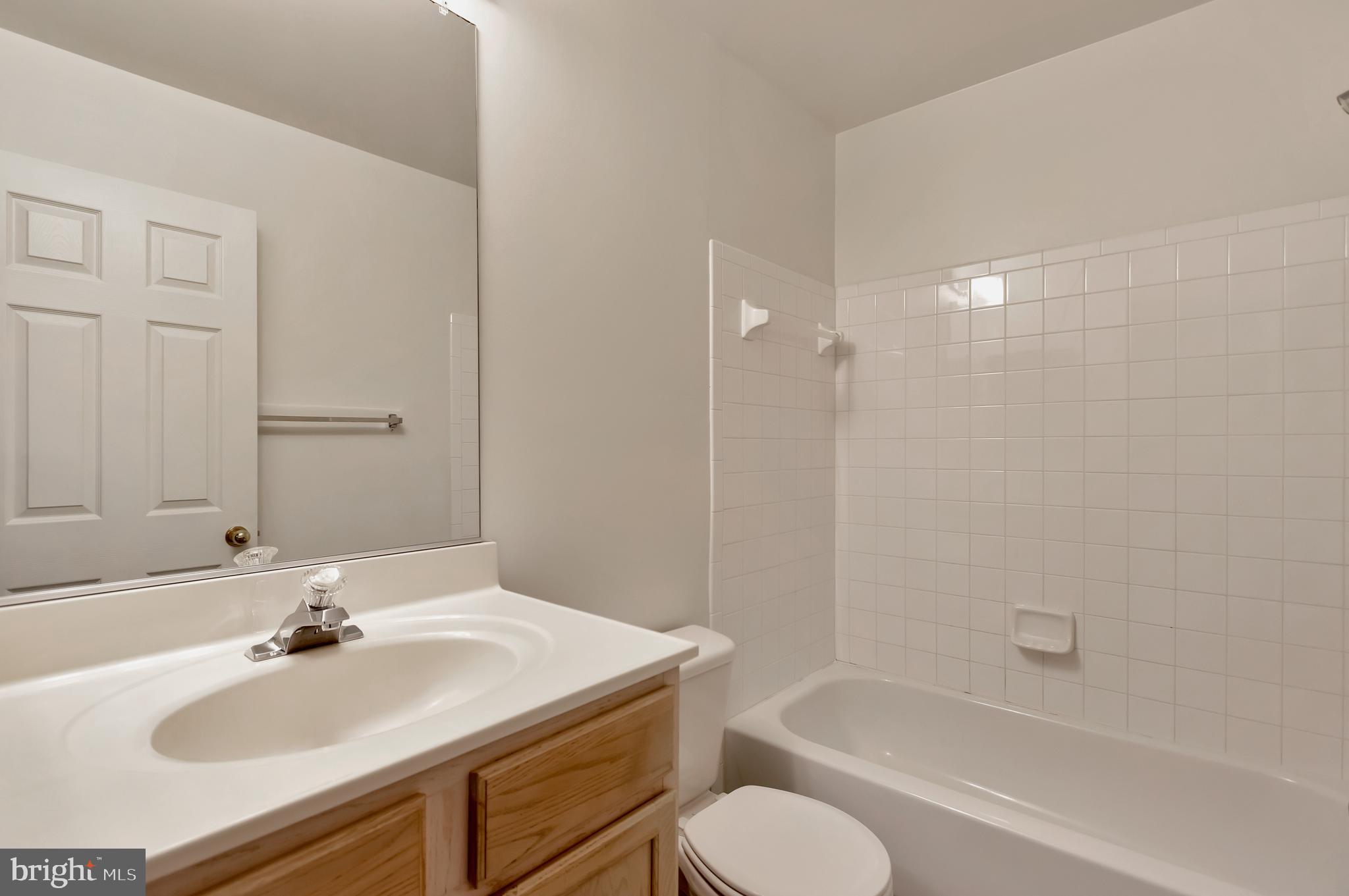 LYONS GATE - Residential