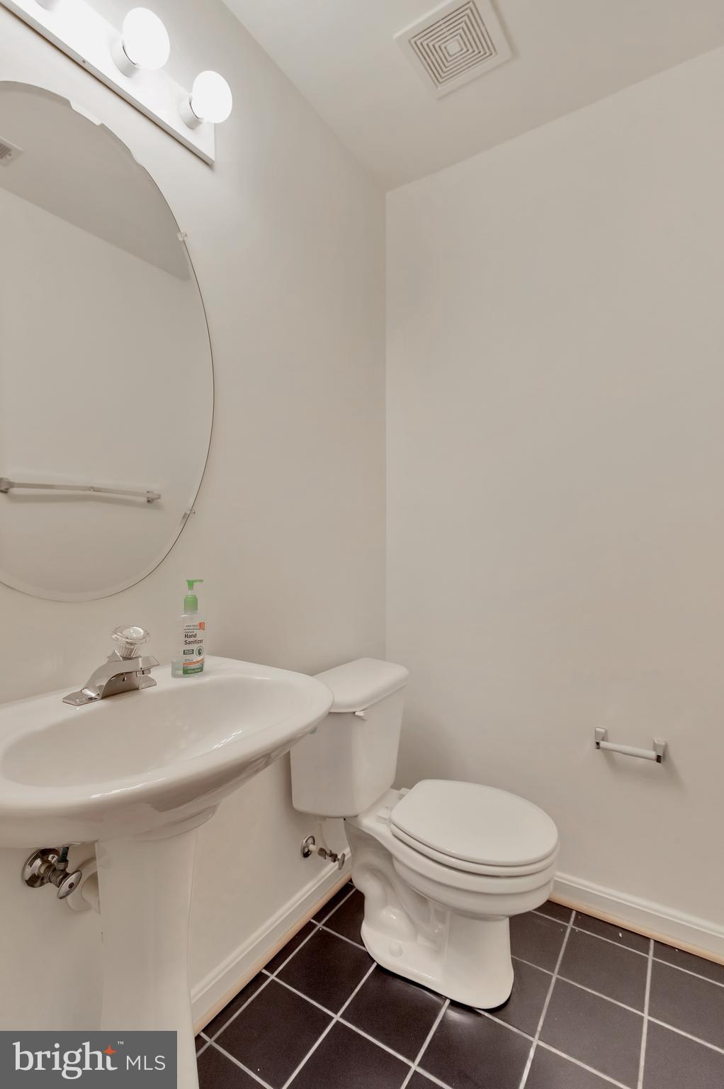 LYONS GATE - Residential