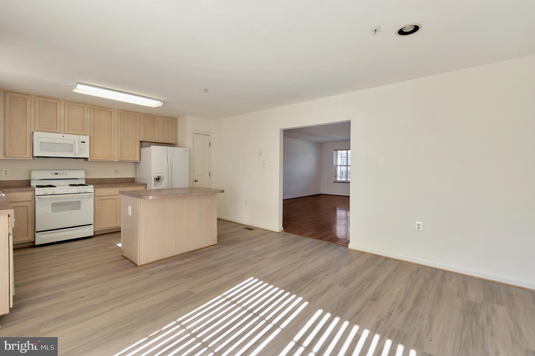 LYONS GATE - Residential