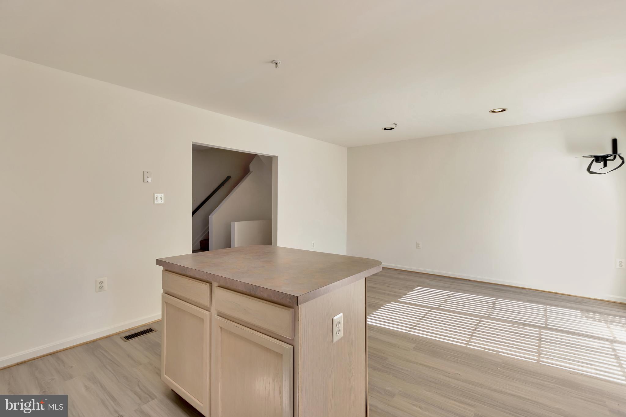 LYONS GATE - Residential