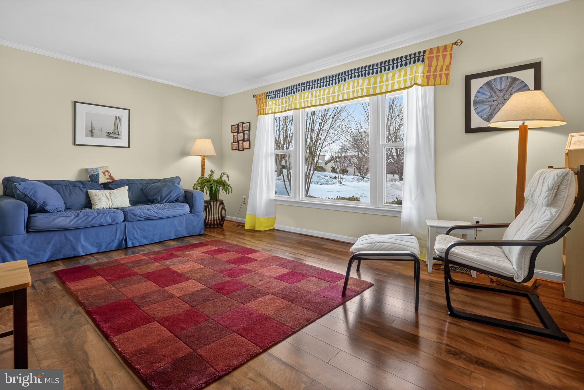 COURTS OF CROFTON - Residential