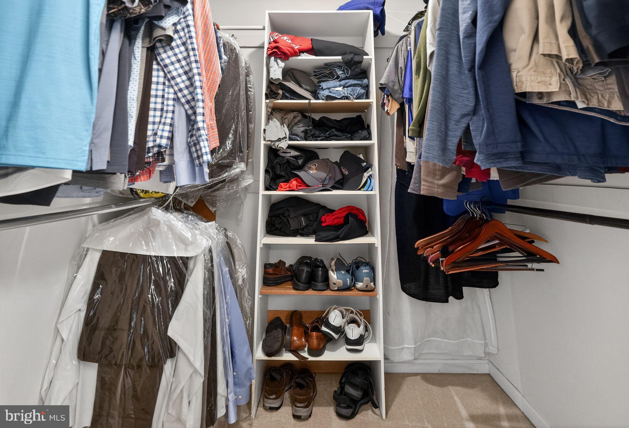 COURTS OF CROFTON - Residential